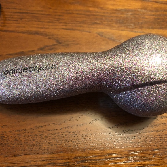 Soniclear Petite skin cleansing system - Picture 4 of 7